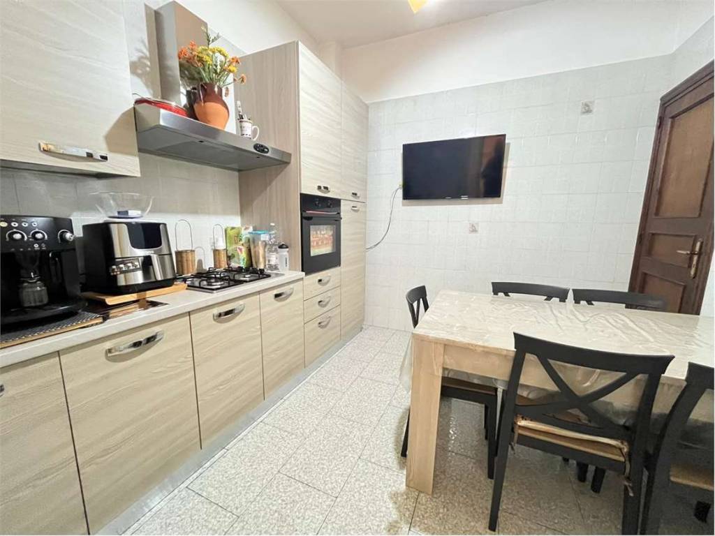 Appartamento a Francavilla fontana in Via Ettore Cimarosa, 56 - Foto 5