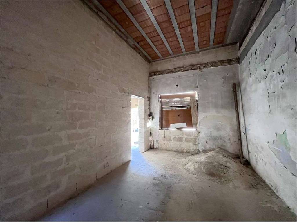 Casa indipendente a Francavilla fontana in Via Bonifacio, 98 - Foto 2