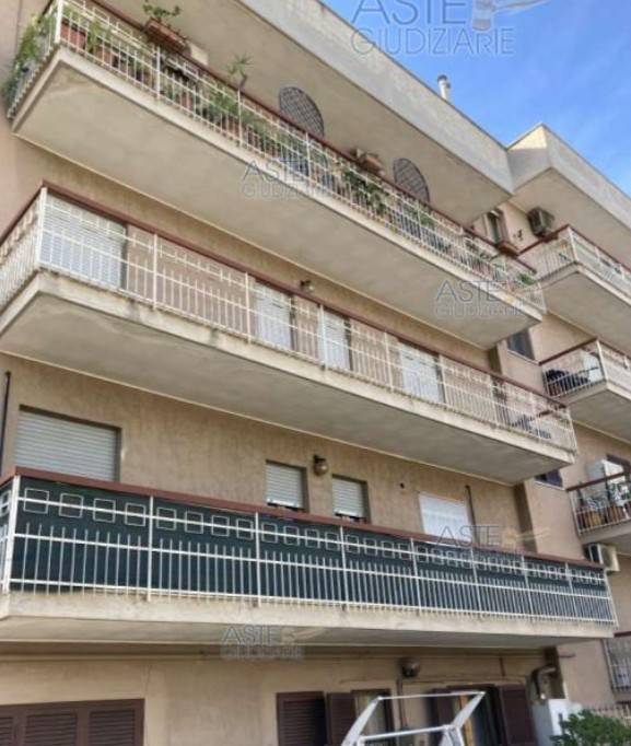 Appartamento a Canosa di puglia in Via Balilla, 96 - Foto 4