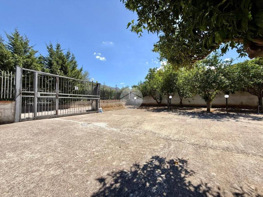 Villa a Carini in VIA ALDO MORO, 115 - Foto 3