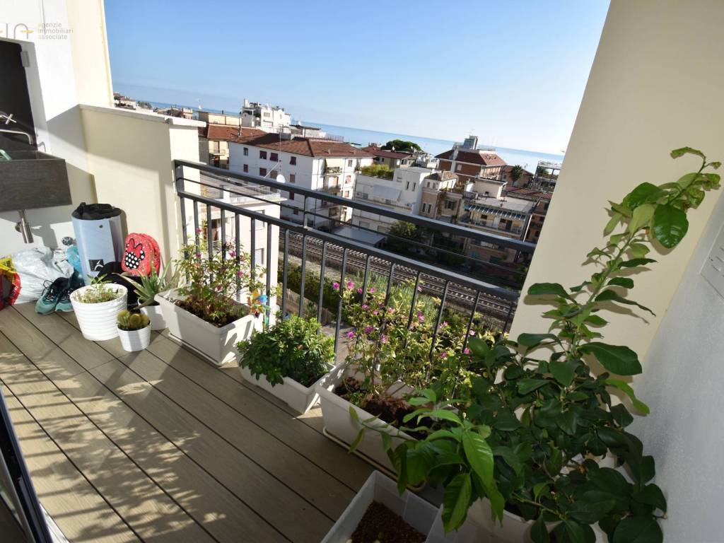 Appartamento a San benedetto del tronto in Via Piemonte - Foto 3