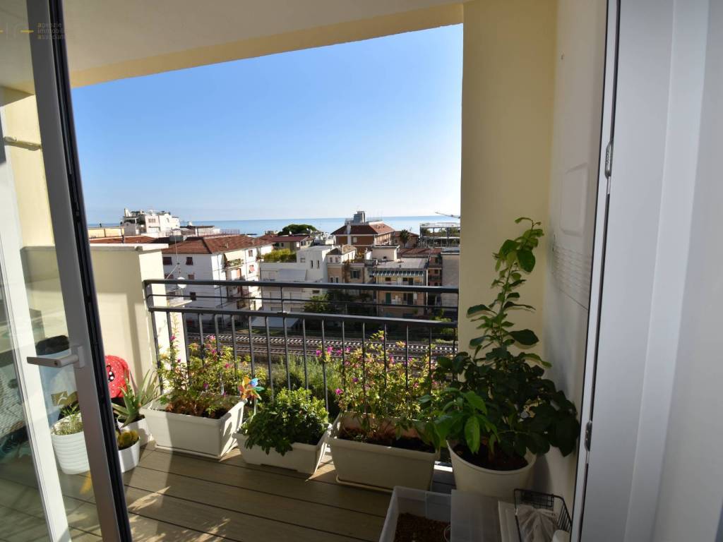 Appartamento a San benedetto del tronto in Via Piemonte - Foto 4