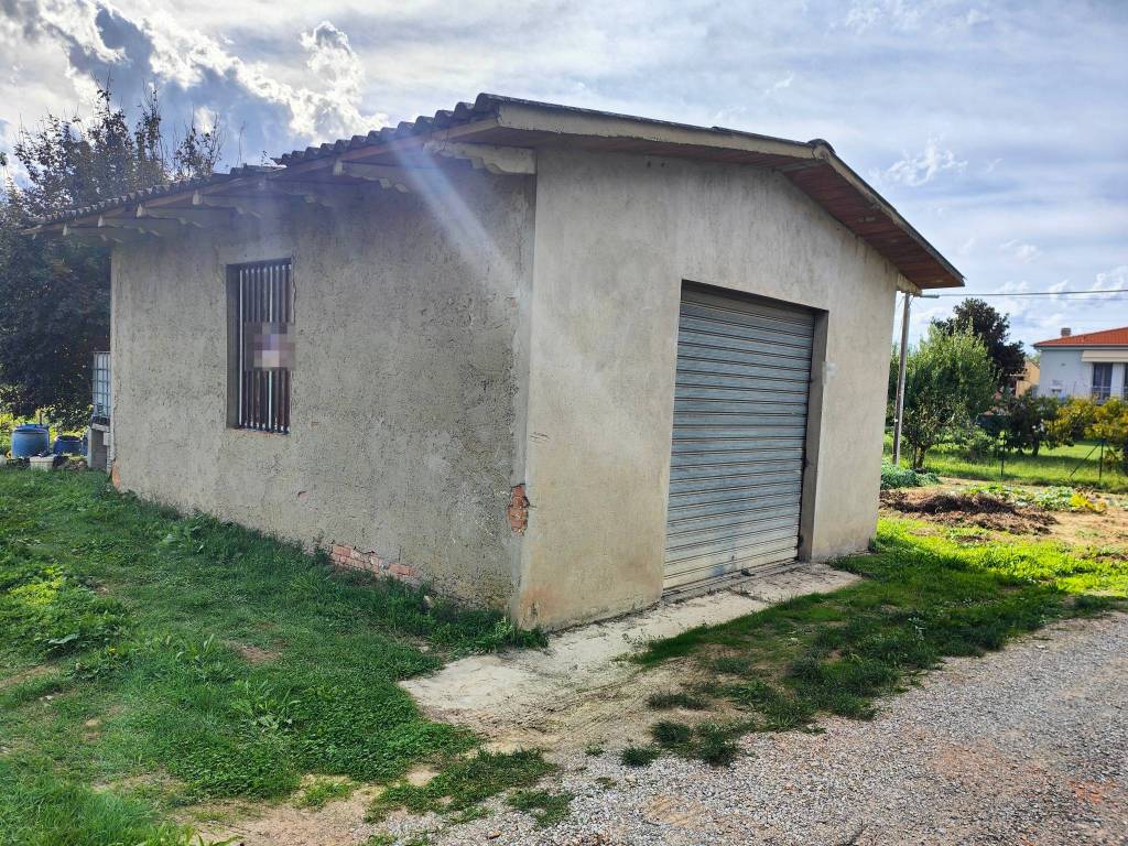Terreno a Montevarchi in Via Ammiraglio Burzagli - Foto 2