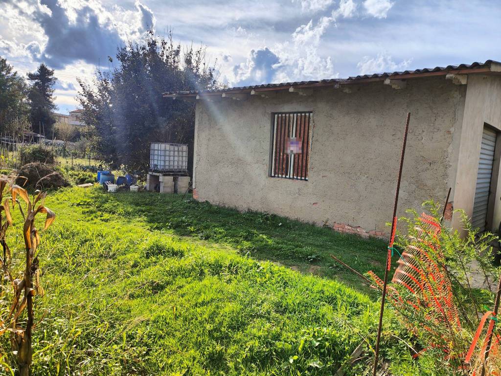 Terreno a Montevarchi in Via Ammiraglio Burzagli - Foto 4