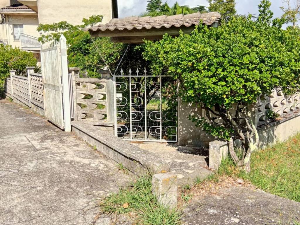 Casa indipendente a Dugenta in Via Tore - Foto 2