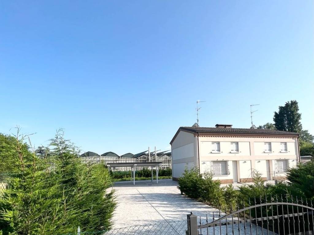 Villa a Ferrara in Via Alberto Marvelli, 20 - Foto 2