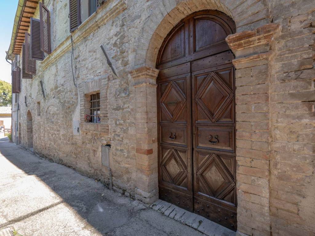 Casa indipendente a Bevagna in Via Santa Maria, 39 - Foto 2