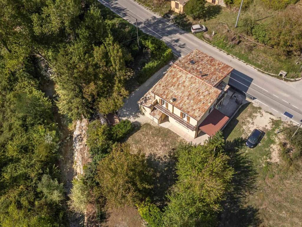 Casa indipendente a Camerino - Foto 2