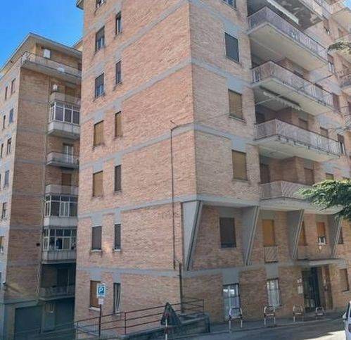 Appartamento a Chieti in Via Dei Martiri Lancianesi 49 - Foto 3