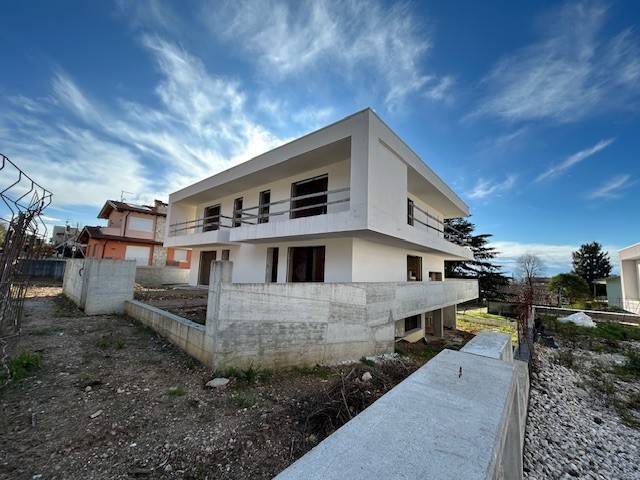 Villa a Santorso in Via A. Rossi - Foto 4