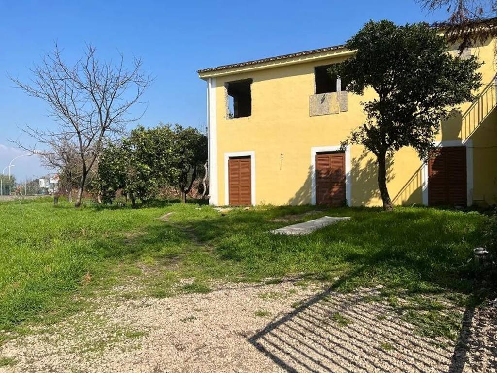 Villa a Castellammare di stabia in Via Passeggiata Archeologica - Foto 2