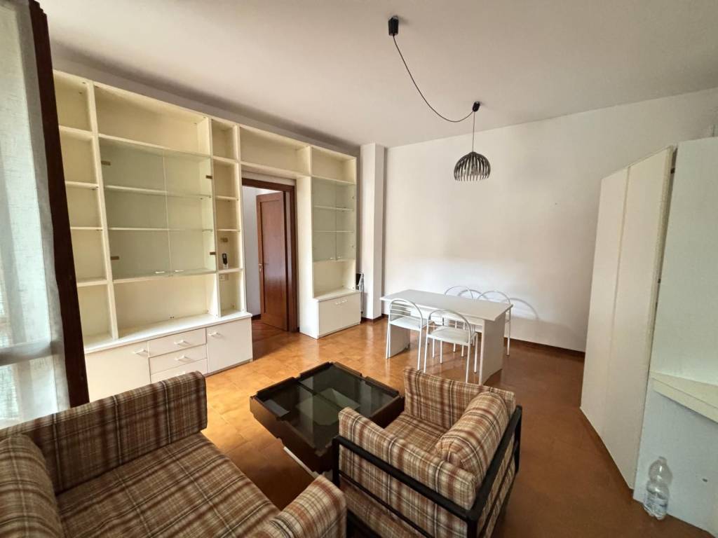 Appartamento a Cremona in Via Stefano Leonida Bissolati - Foto 2