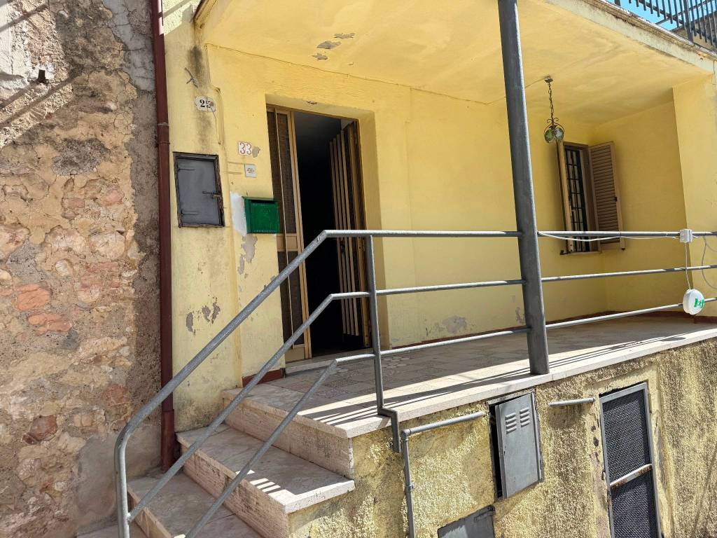 Casa indipendente a Amelia in Via Principe di Napoli, 33 - Foto 3