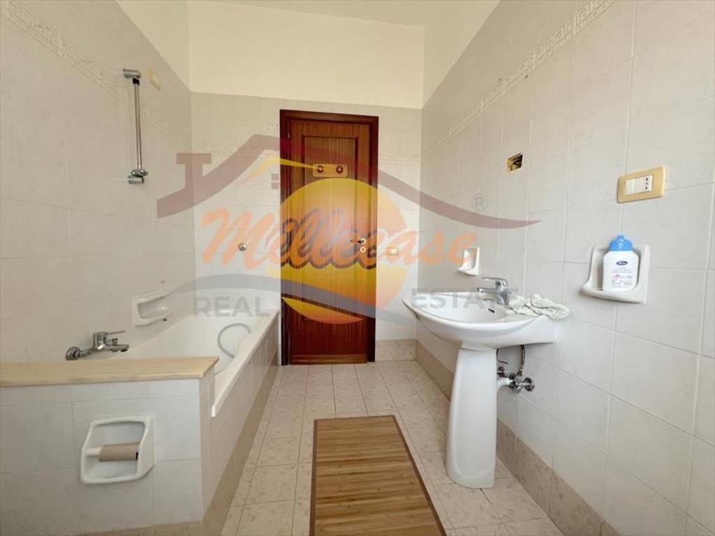 Appartamento a Siracusa in Via Filisto - Foto 4
