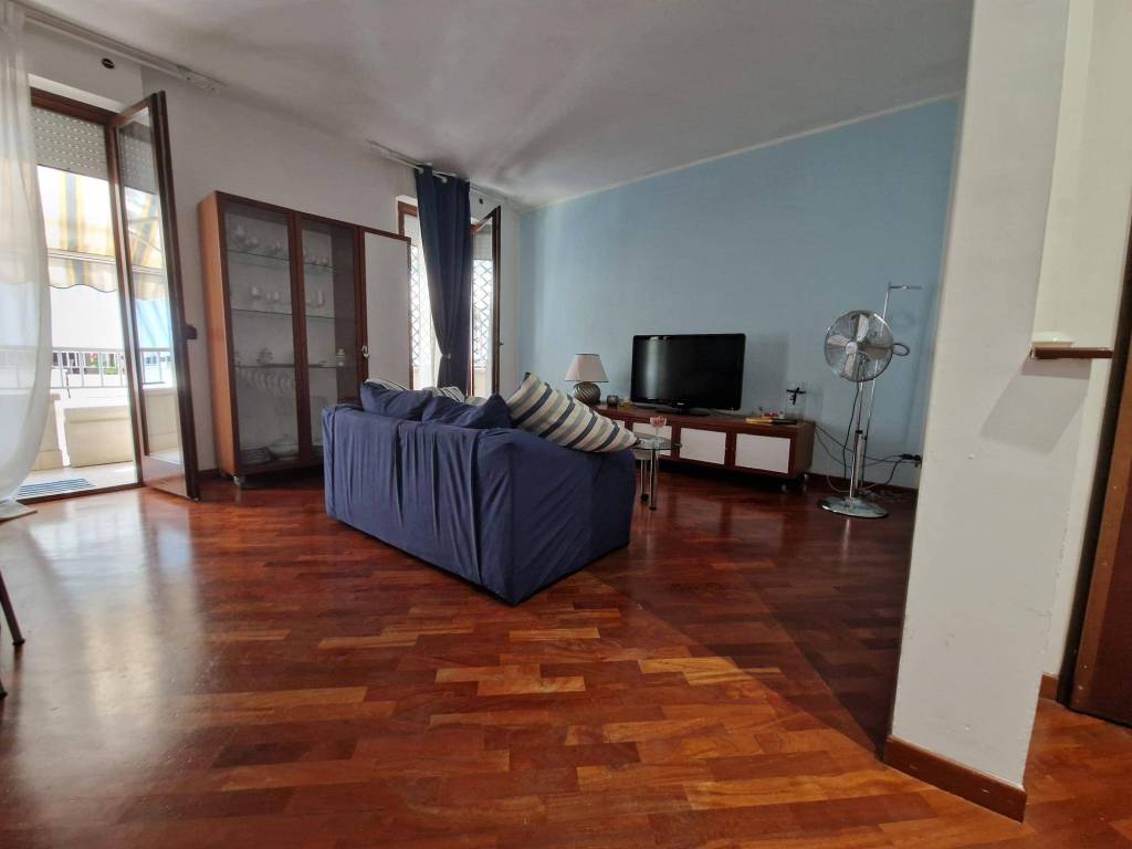 Appartamento a Pescara in Viale Primo Vere - Foto 2