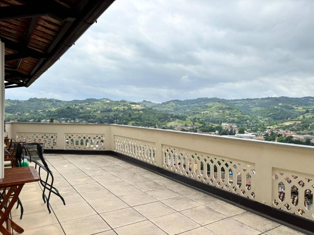 Villa a Canelli in Via Villanuova - Foto 2