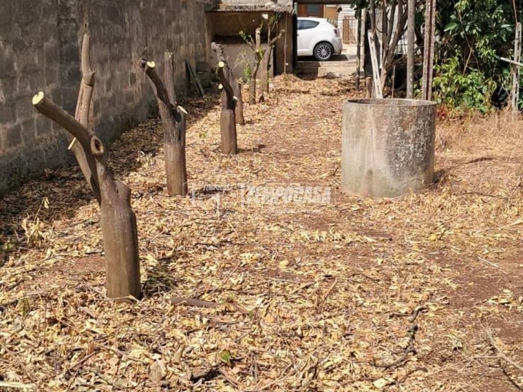 Terreno a Carmiano in Via Medaglia d'Oro Petrelli - Foto 3