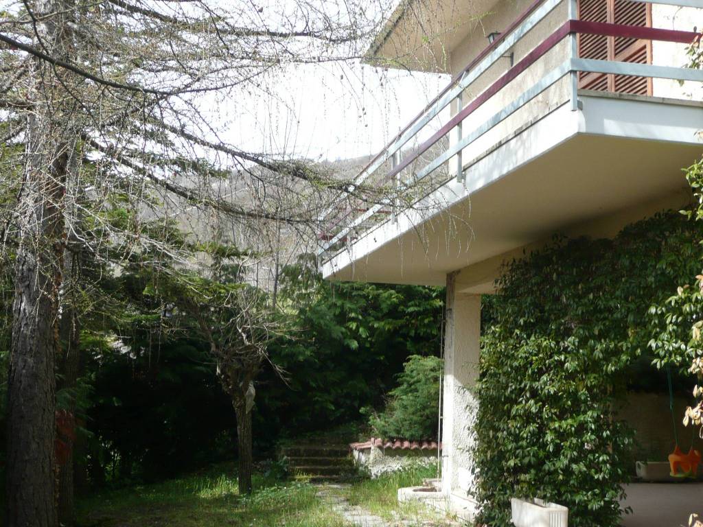 Villa a Isola del gran sasso d'italia in Frazione Forca di Valle - Foto 3