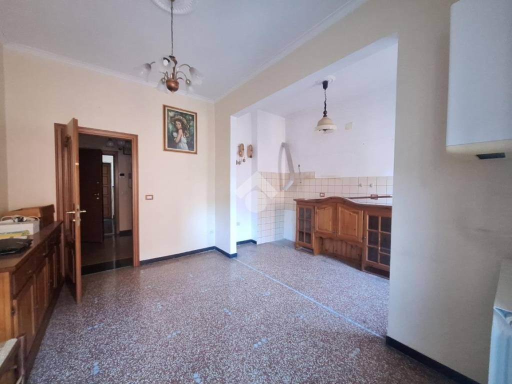 Appartamento a Genova in Via Bolzaneto, 35 - Foto 5