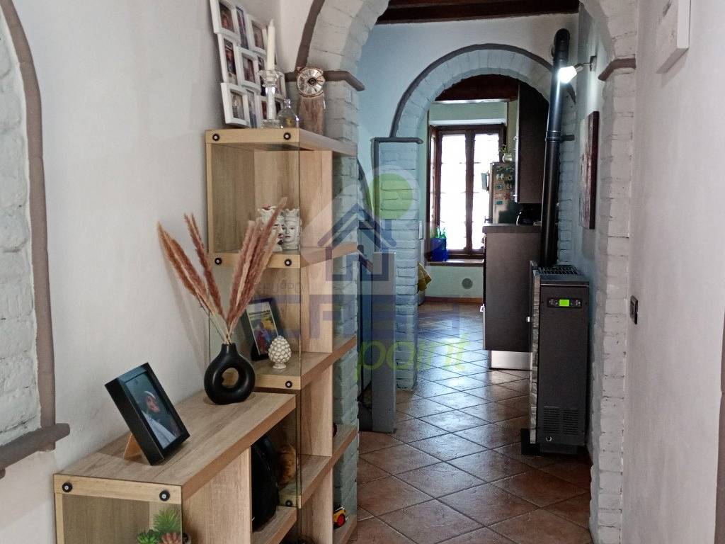 Casa indipendente a Gadesco-pieve delmona in VIA CESARE BATTISTI - Foto 5