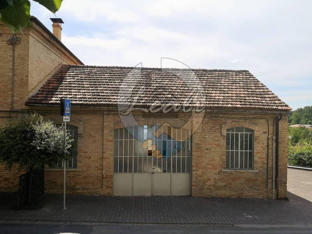 Villa a Montegiorgio in VIA SANTA MARIA, 7 - Foto 2