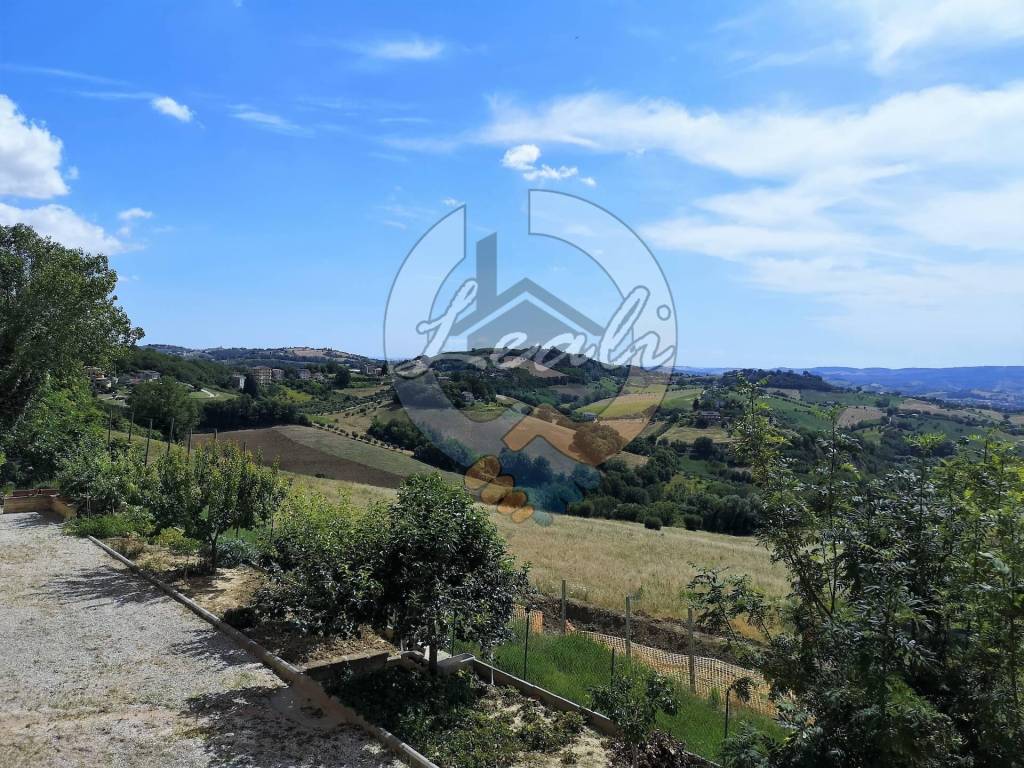 Villa a Montegiorgio in VIA SANTA MARIA, 7 - Foto 4