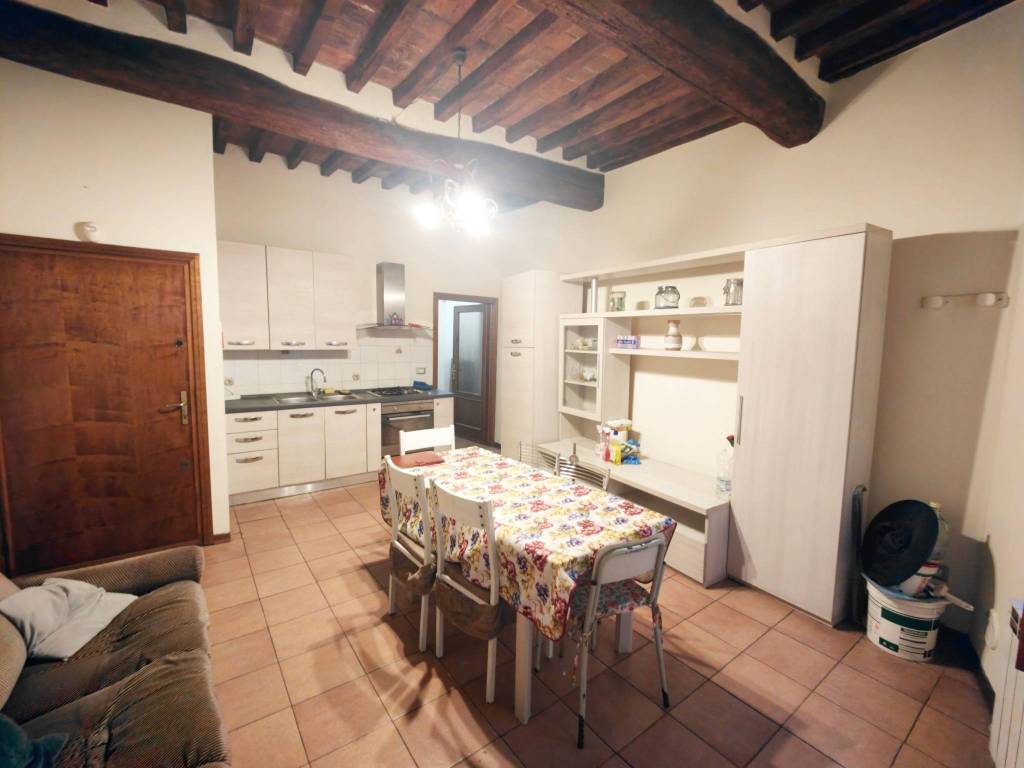 Appartamento a Montevarchi in Via Trieste - Foto 2