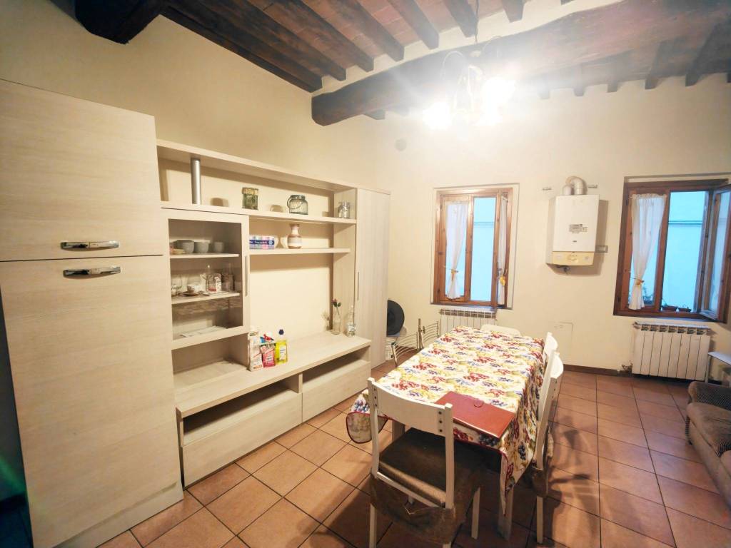 Appartamento a Montevarchi in Via Trieste - Foto 5