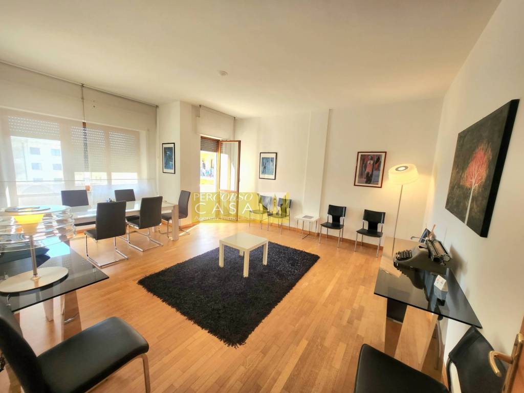 Appartamento a Teramo in VIA ALFONSO CIPOLLONE, 44 - Foto 2