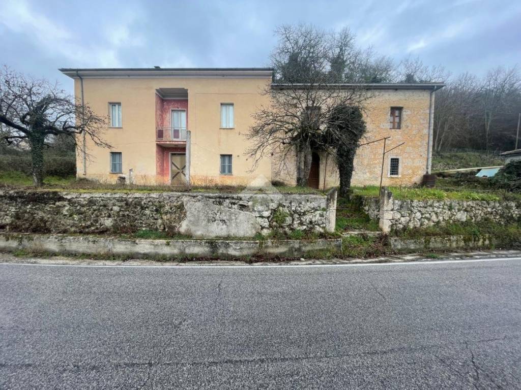 Casa indipendente a Casalvieri in Via Rondinara - Foto 2