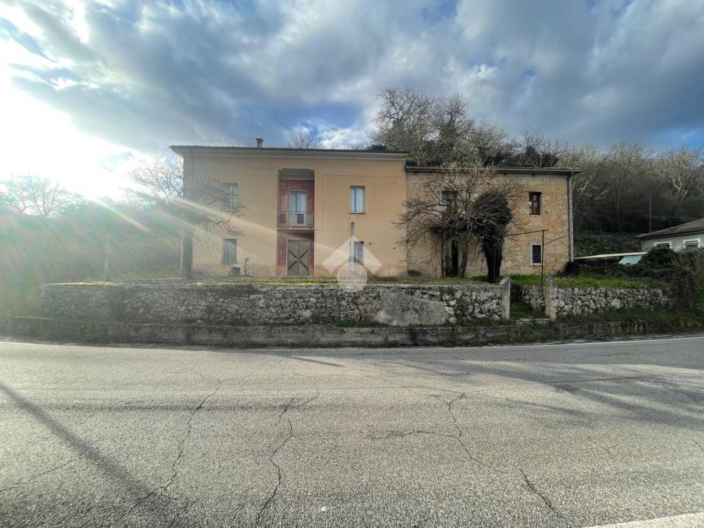 Casa indipendente a Casalvieri in Via Rondinara - Foto 4