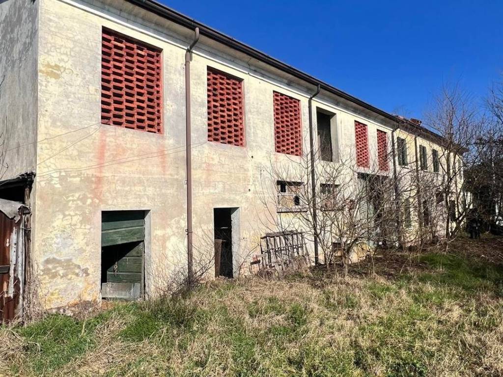 Immobile a Suzzara - Foto 2