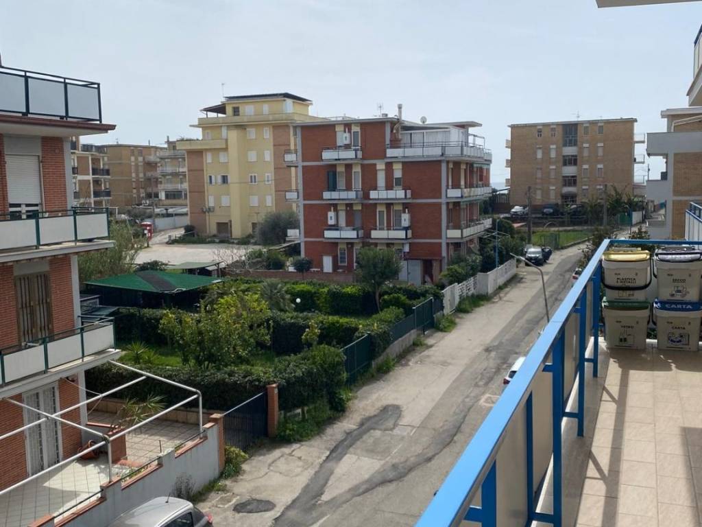 Appartamento a Latina in Via Eolie - Foto 3