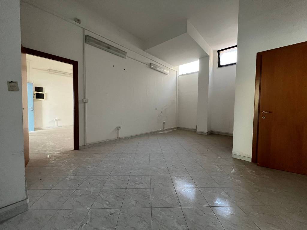 Immobile a Brindisi in Via Martiri delle Fosse Ardeatine - Foto 4