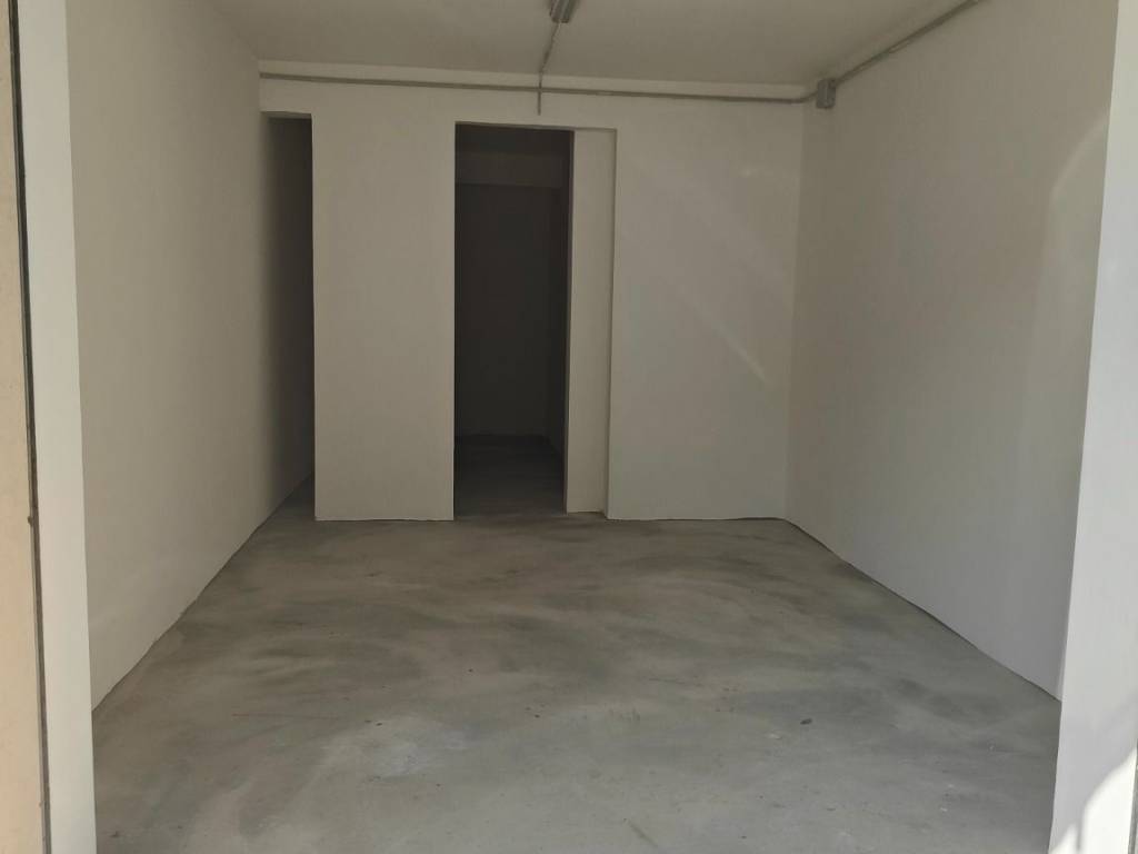 Box / garage a Casoria in Via Libero Bovio - Foto 4