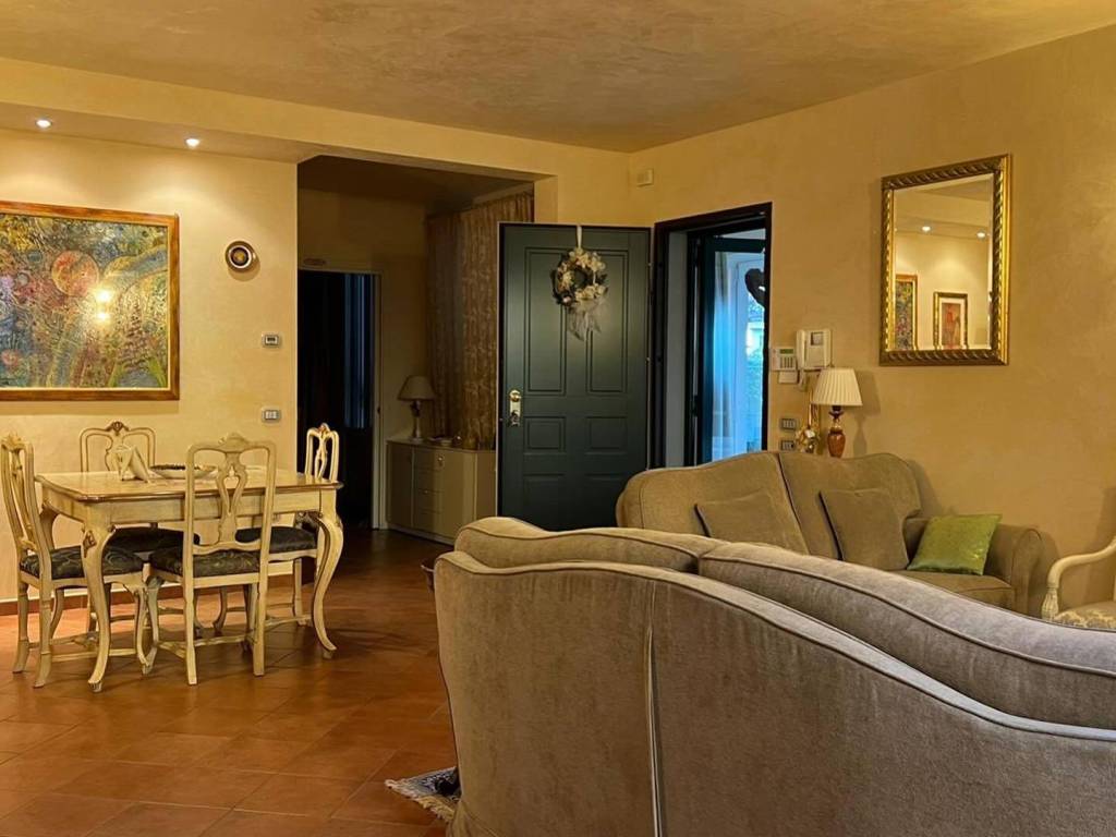 Villa a Montale in Strada Provinciale Montalese - Foto 3