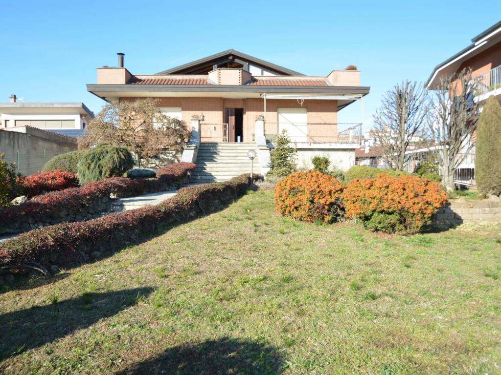 Villa a Castelnuovo don bosco in Viale Europa, 14 - Foto 2