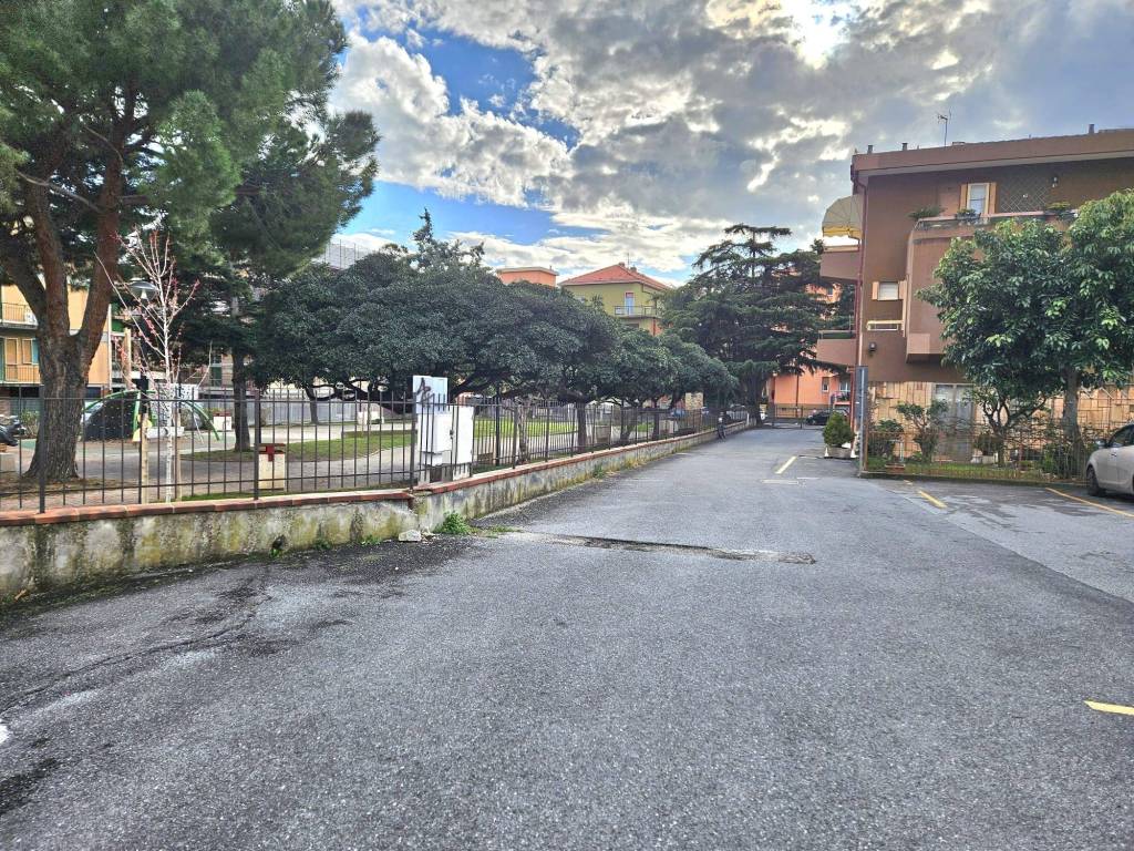 Box / garage a Pietra ligure in Via Piani, 8 - Foto 5