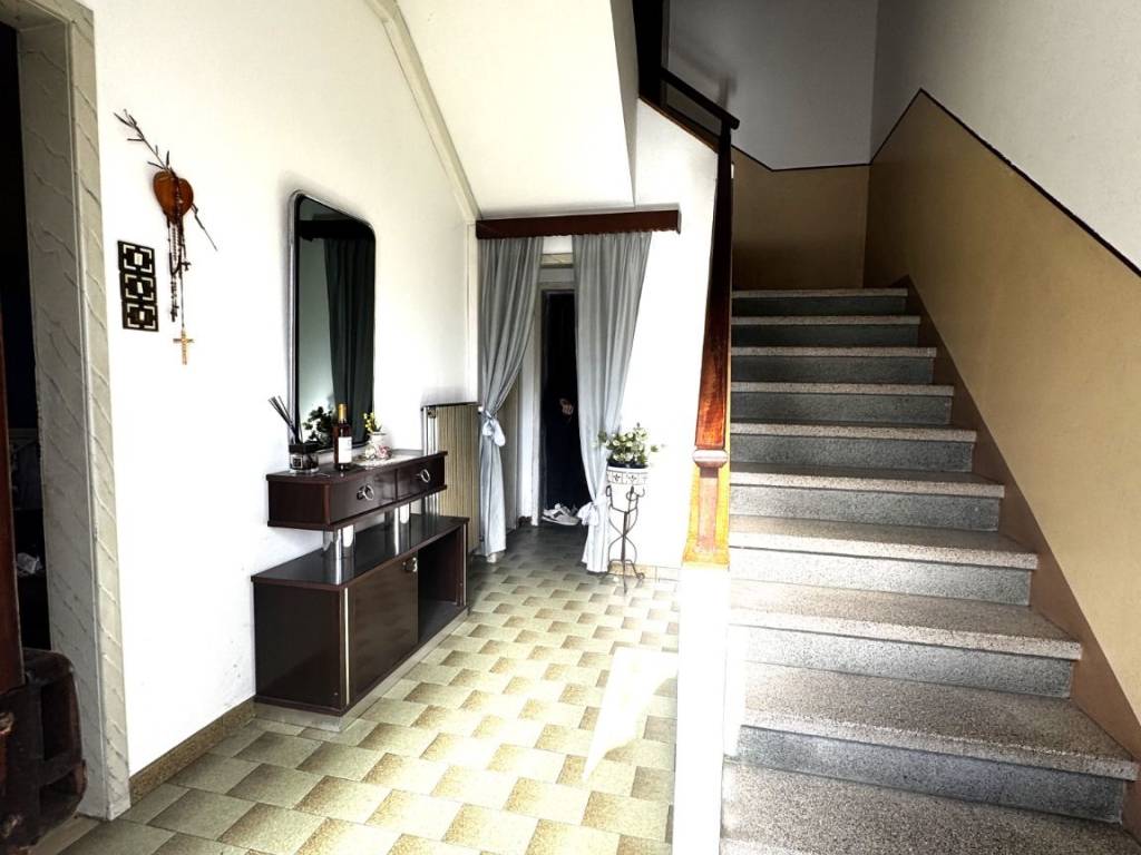 Villa a Fiesso d'artico in Via Riviera del Brenta, 158 - Foto 2