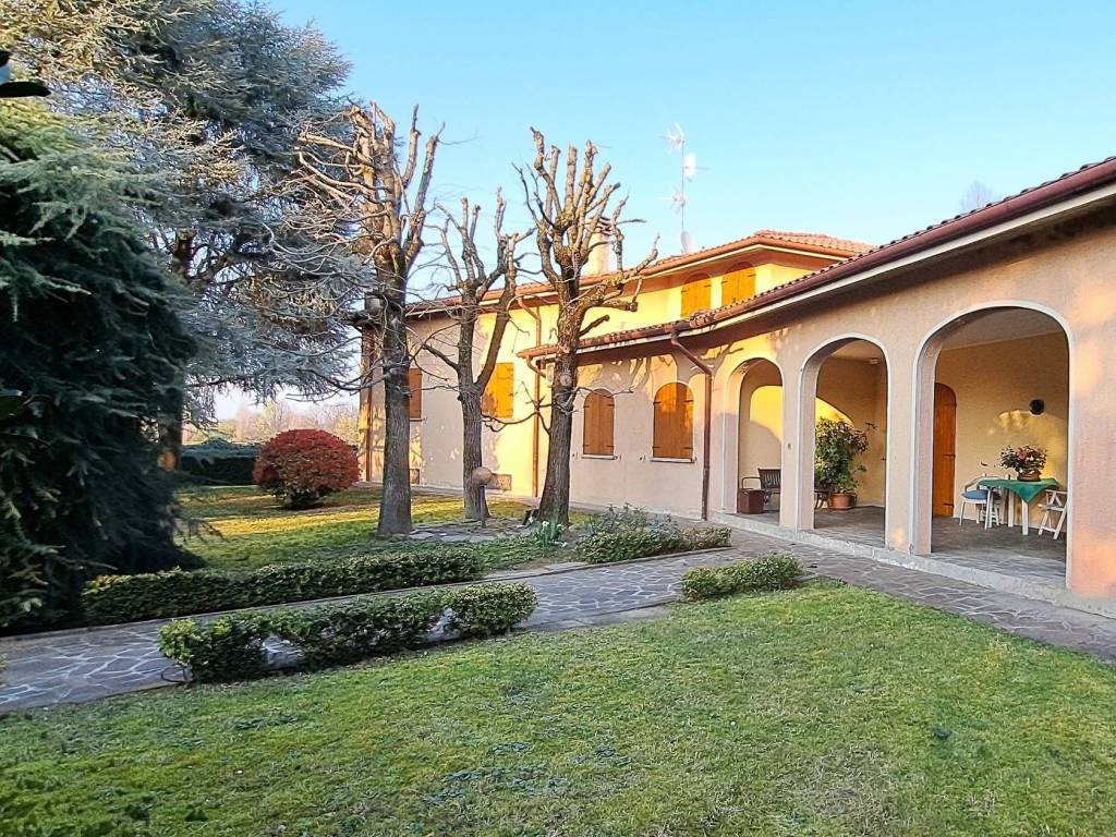 Villa a Montechiarugolo in Via Don Lazzero - Foto 5