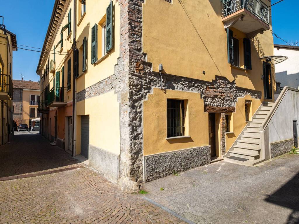 Casa indipendente a Millesimo in XI febbraio, 18 - Foto 3