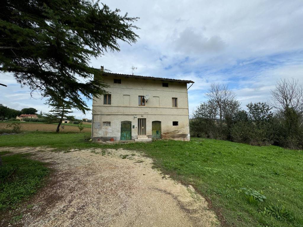 Rustico / casale a Montecassiano in Località Santa Cristina, 26 - Foto 2