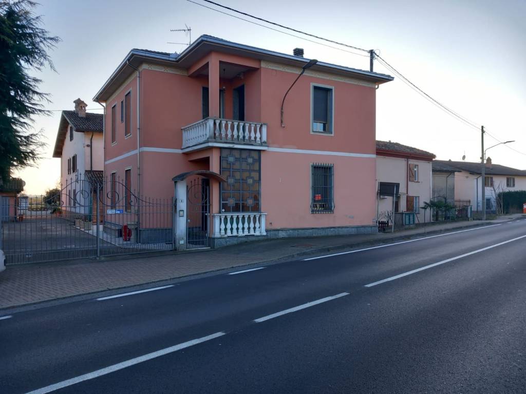 Villa a Alessandria - Foto 2