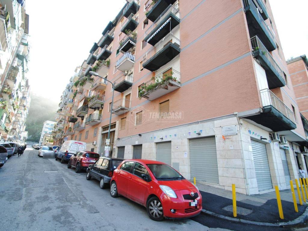 Box / garage a Napoli in Via Campegna - Foto 3