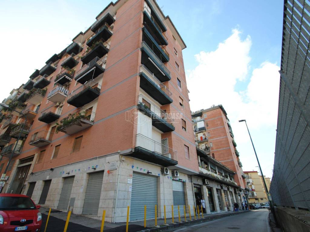 Box / garage a Napoli in Via Campegna - Foto 5