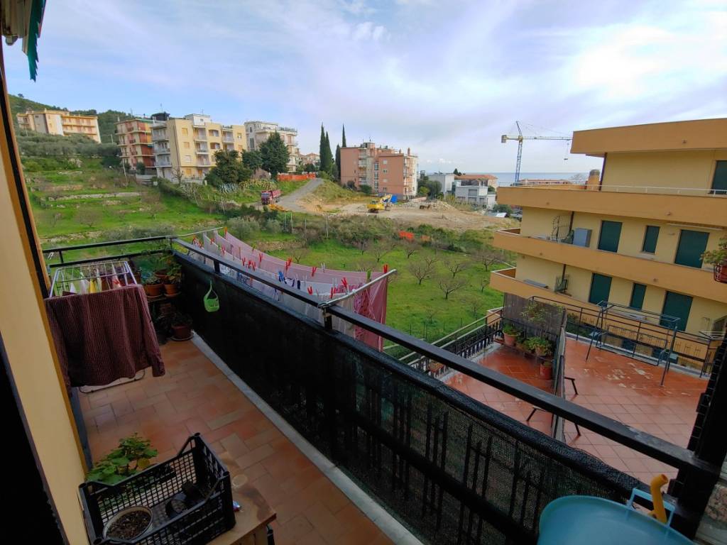 Appartamento a Spotorno in Via Imperia - Foto 2