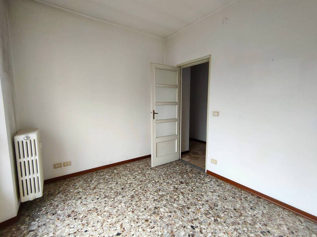 Appartamento a Asti in Piazza 1 Maggio - Foto 4