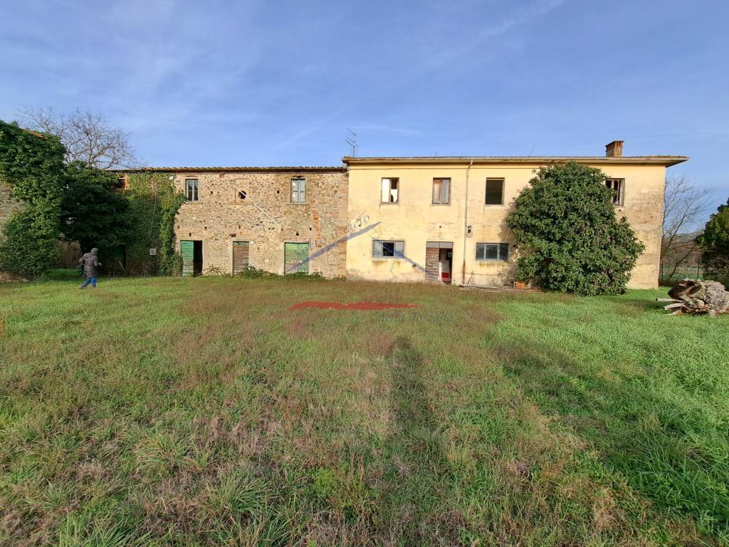 Rustico / casale a Arezzo in Loc. Quarata - Foto 3