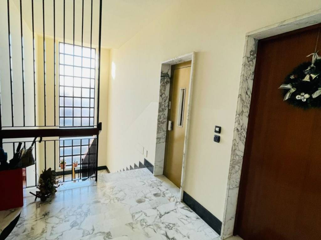 Appartamento a Bra in Via Silvio Pellico - Foto 4