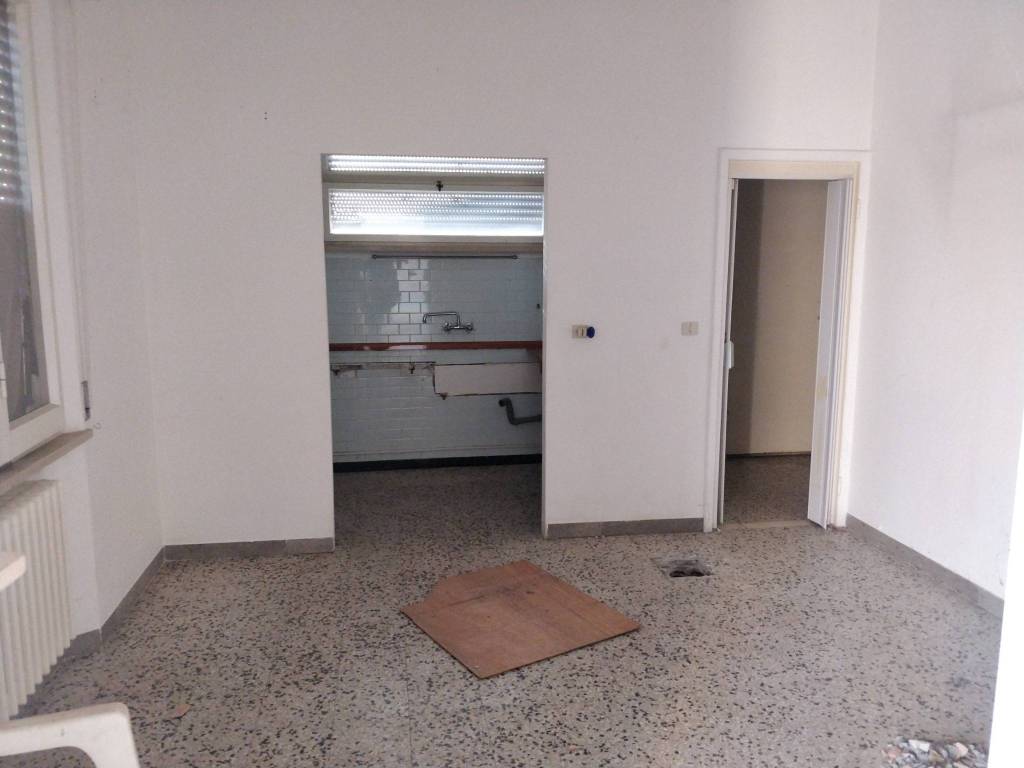Villa a Fano in Strada Nazionale Flaminia - Foto 3
